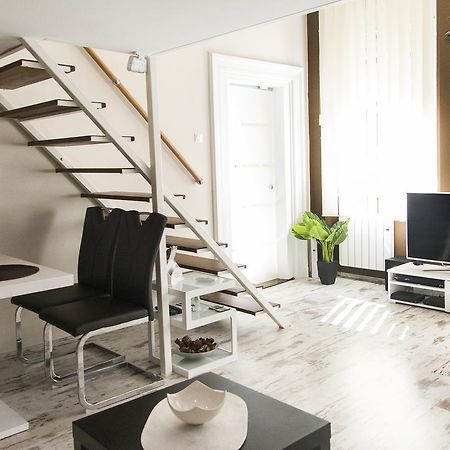 R&R Apartment Dembinszky Budapest Exterior photo