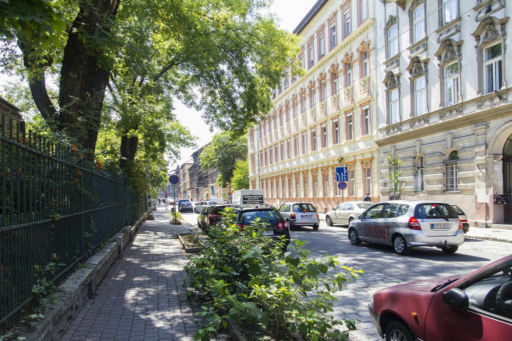R&R Apartment Dembinszky Budapest Exterior photo